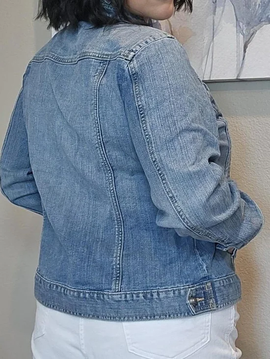 Chico's Platinum Denim Jacket with Ruffles & Button Closures Size 2 Or Large - Picture 5 of 8